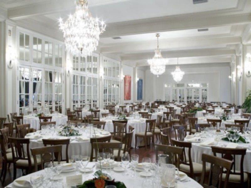 萨拉戈萨格兰德nh酒店 餐厅 照片
